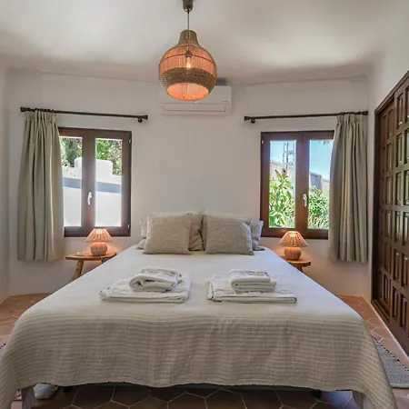 Mirador - Managed By Almarina Villa